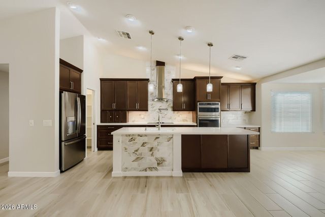 4085 E STRATFORD Place, San Tan Valley, AZ 85140