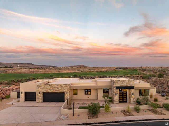 4816 N PETROGLYPH DR, St. George, UT 84770
