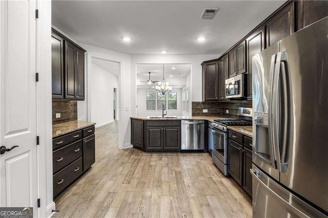 321 Cottonwood Circle, Peachtree City, GA 30269