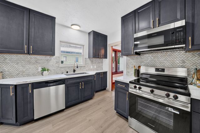 624 W Buckeye Ave, Spokane, WA 99205