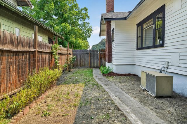 624 W Buckeye Ave, Spokane, WA 99205