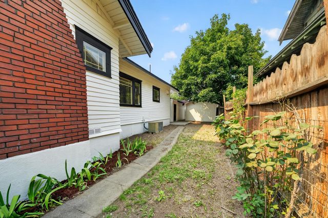 624 W Buckeye Ave, Spokane, WA 99205