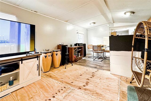 198 SPURLOCK ROAD, Frostproof, FL 33843