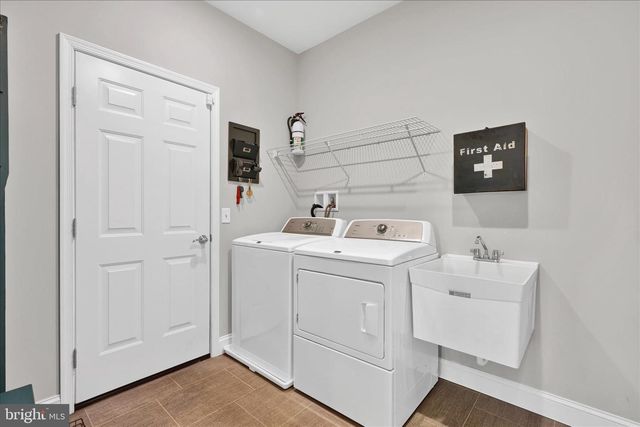 405 CLAYS CROSSING, Lebanon, PA 17042