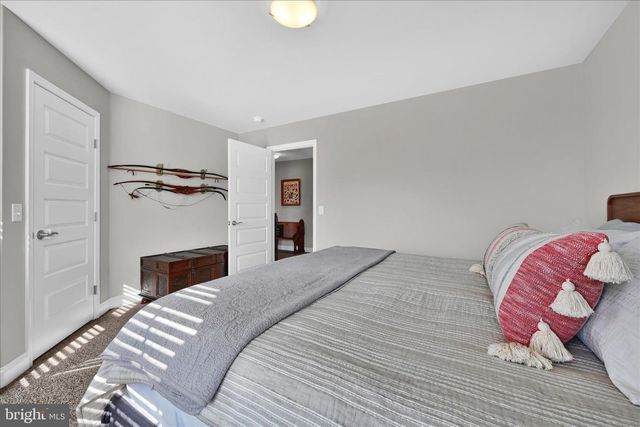 405 CLAYS CROSSING, Lebanon, PA 17042