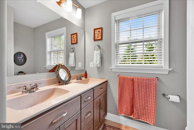 405 CLAYS CROSSING, Lebanon, PA 17042