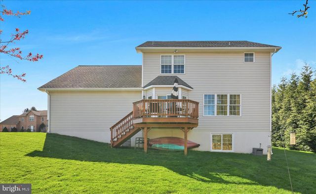 405 CLAYS CROSSING, Lebanon, PA 17042