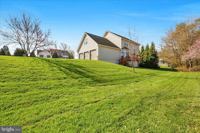 405 CLAYS CROSSING, Lebanon, PA 17042