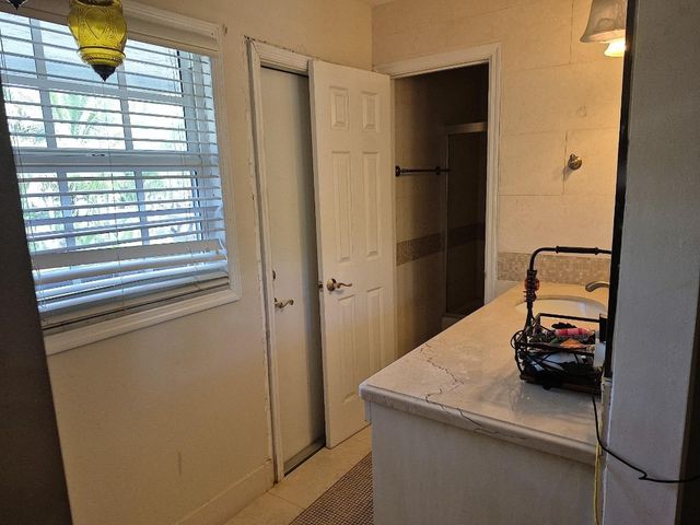 11081 SW 30th Court, Davie, FL 33328