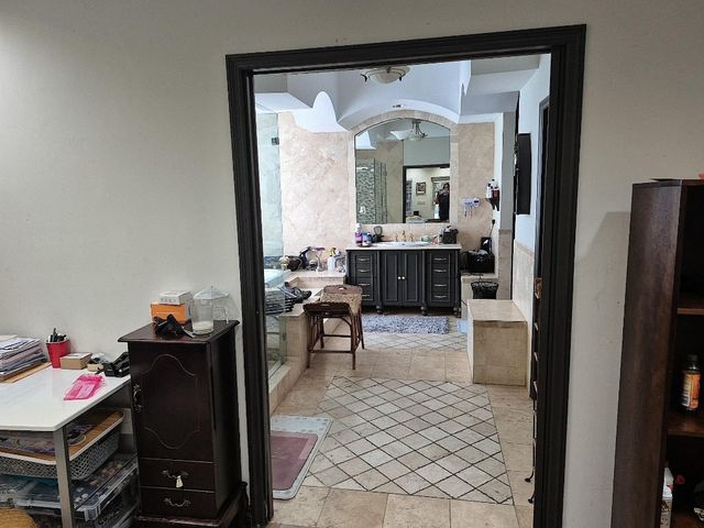 11081 SW 30th Court, Davie, FL 33328