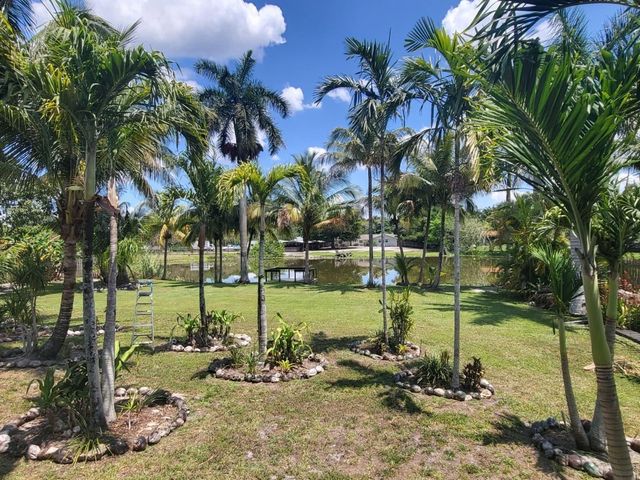 11081 SW 30th Court, Davie, FL 33328
