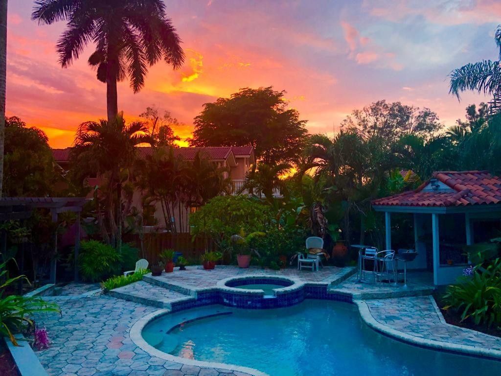 11081 SW 30th Court, Davie, FL 33328