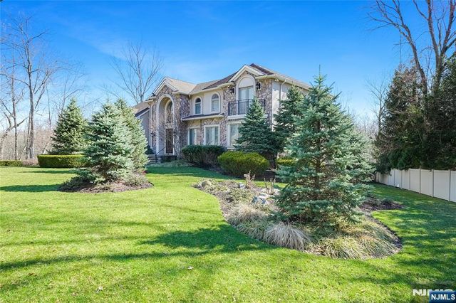 69 Woodland Road, Montvale, NJ 07645