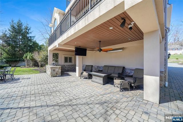 69 Woodland Road, Montvale, NJ 07645