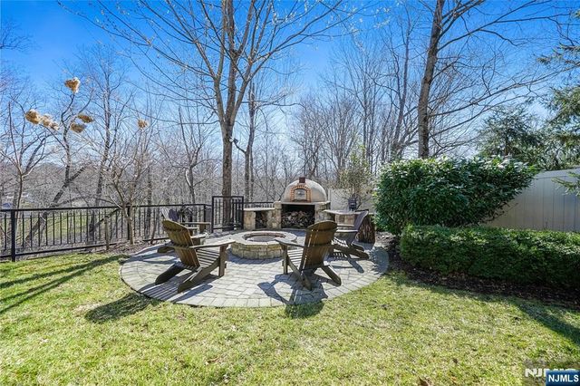 69 Woodland Road, Montvale, NJ 07645