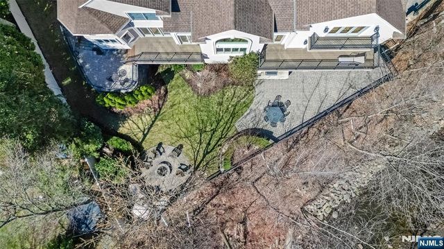 69 Woodland Road, Montvale, NJ 07645