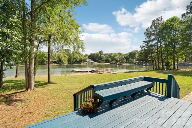 3911 Sandy Point Drive, York, SC 29745