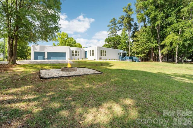 3911 Sandy Point Drive, York, SC 29745