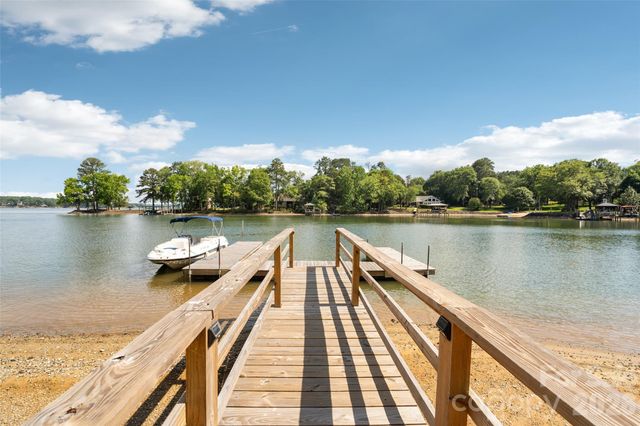3911 Sandy Point Drive, York, SC 29745