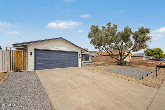 3128 W FLYNN Lane, Phoenix, AZ 85017