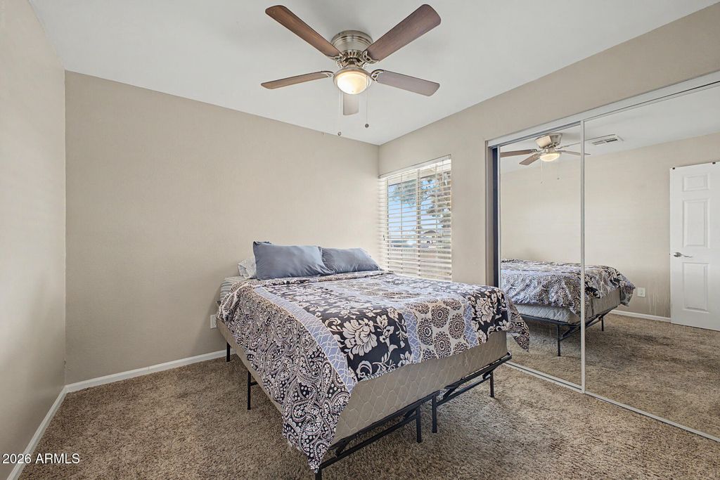 Image 23 of property listing at 3128 W FLYNN Lane, Phoenix, AZ 85017