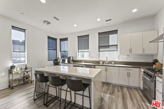 2201 Polyscope Place, Los Angeles, CA 90026