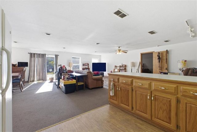 2905 N 99th Street, Kansas City, KS 66109