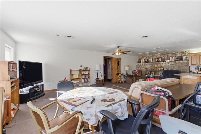 2905 N 99th Street, Kansas City, KS 66109