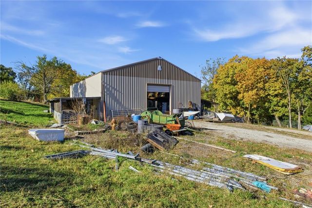 2905 N 99th Street, Kansas City, KS 66109