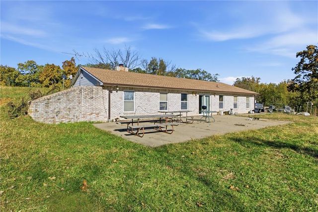 2905 N 99th Street, Kansas City, KS 66109