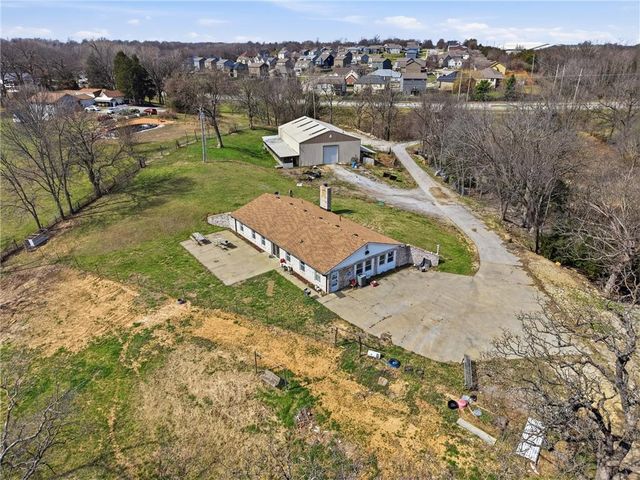 2905 N 99th Street, Kansas City, KS 66109