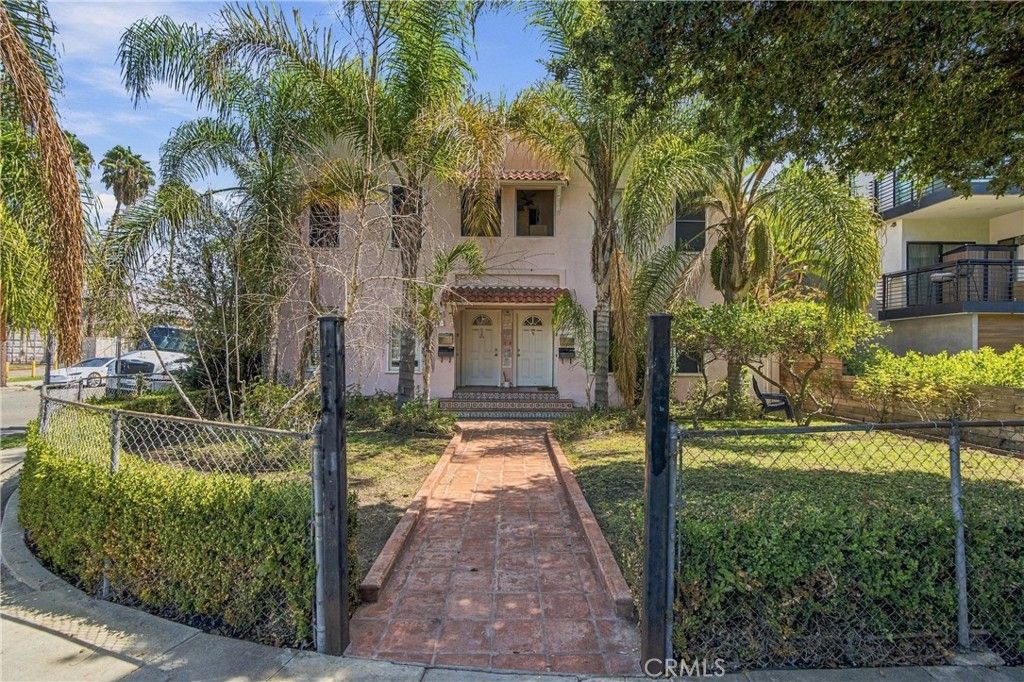 846 N Harvard Boulevard, Los Angeles, CA 90029 — exterior