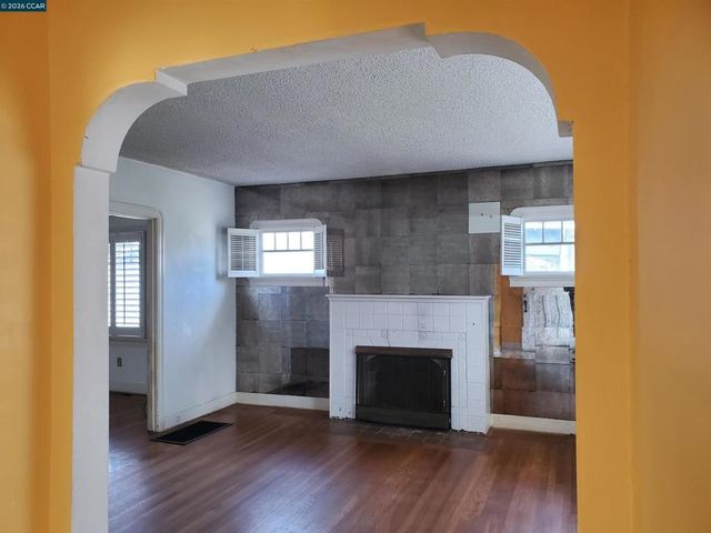 423 Norvell St, El Cerrito, CA 94530