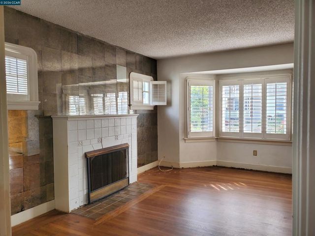 423 Norvell St, El Cerrito, CA 94530