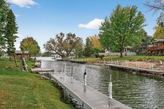 3280 Williams Lane, Minnetrista, MN 55364