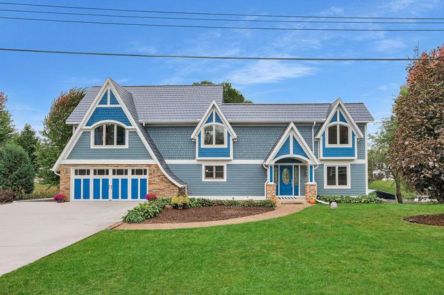 3280 Williams Lane, Minnetrista, MN 55364