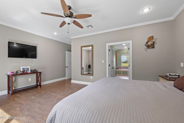 8185 Ridgewood Drive, Kiln, MS 39556