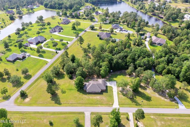8185 Ridgewood Drive, Kiln, MS 39556