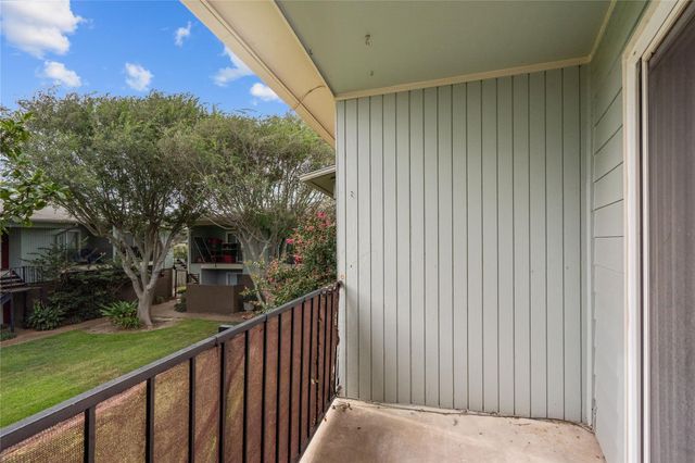 102 Strand Street 11, Galveston, TX 77550