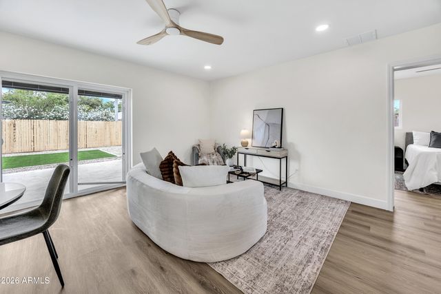 4246 N 10TH Place, Phoenix, AZ 85014