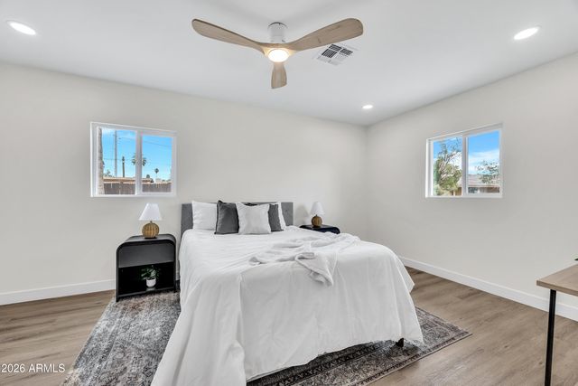 4246 N 10TH Place, Phoenix, AZ 85014