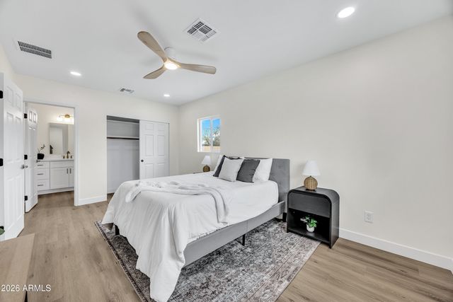 4246 N 10TH Place, Phoenix, AZ 85014