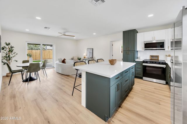 4246 N 10TH Place, Phoenix, AZ 85014