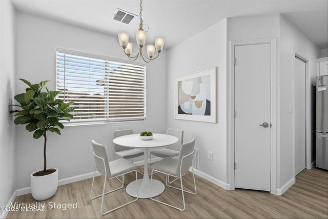 784 S Painted River Way, Vail, AZ 85641