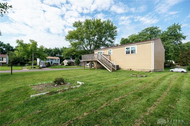 101 Westrock Farm Drive, Englewood, OH 45322