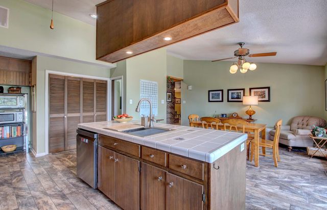 460 Grandview Heights, Conway, AR 72032