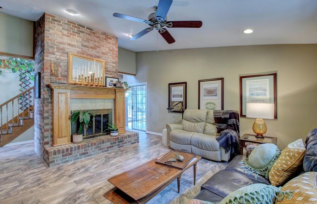 460 Grandview Heights, Conway, AR 72032