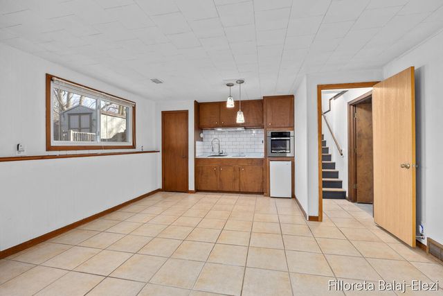 5023 Creekview Drive, Grand Rapids, MI 49508