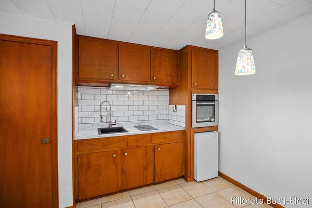 5023 Creekview Drive, Grand Rapids, MI 49508