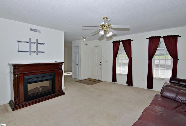 10657 N Sc-11 Highway, Salem, SC 29676